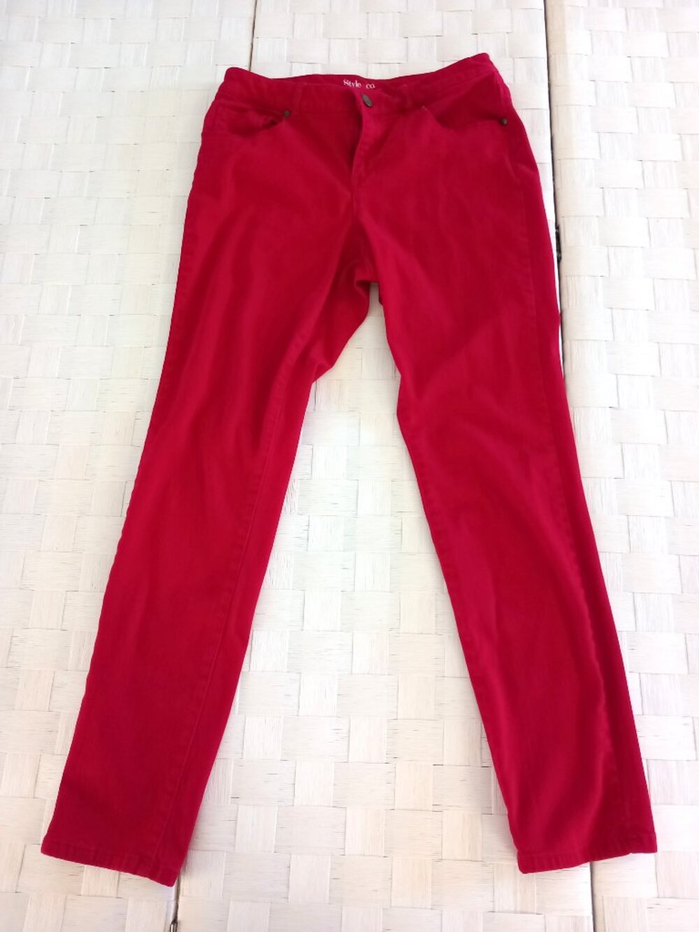 Red Denim Style & Co Comfy Fit Jeans size 8